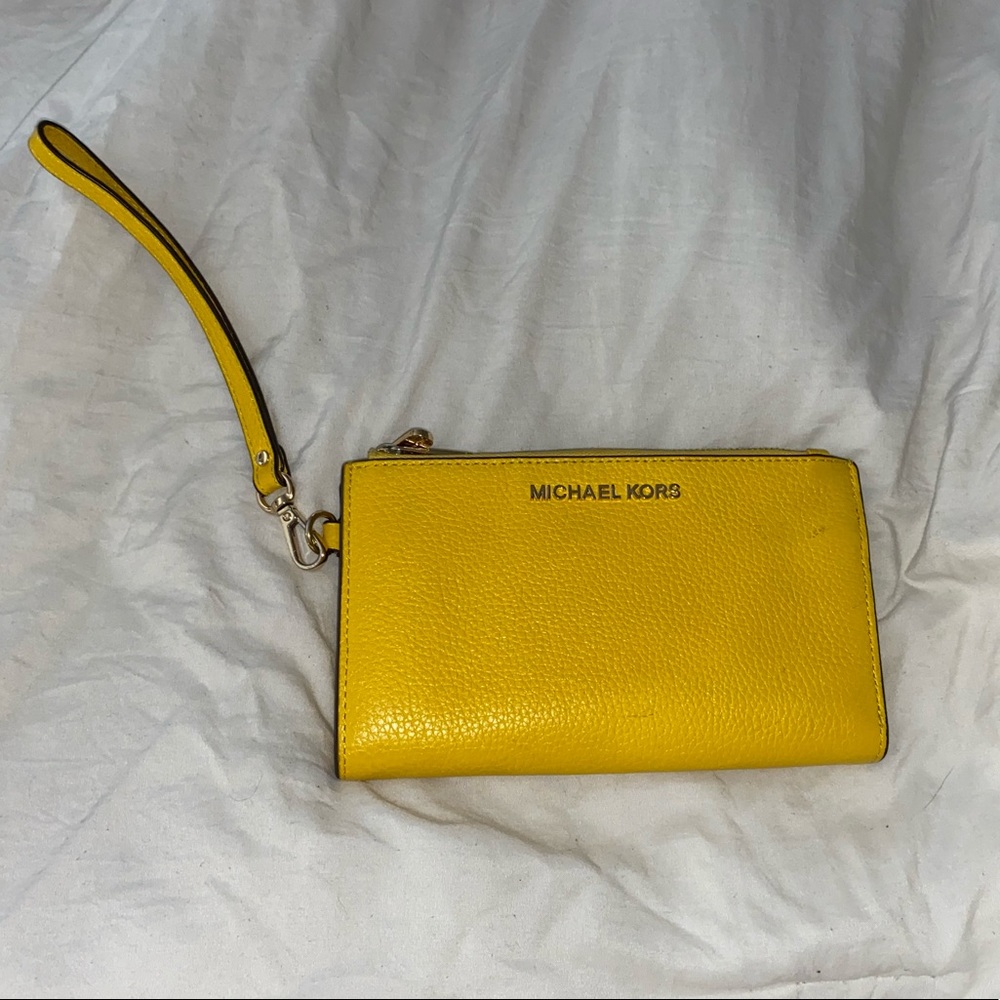 Michael Kors Wristlet